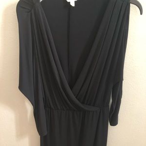 Cut out shoulder dress